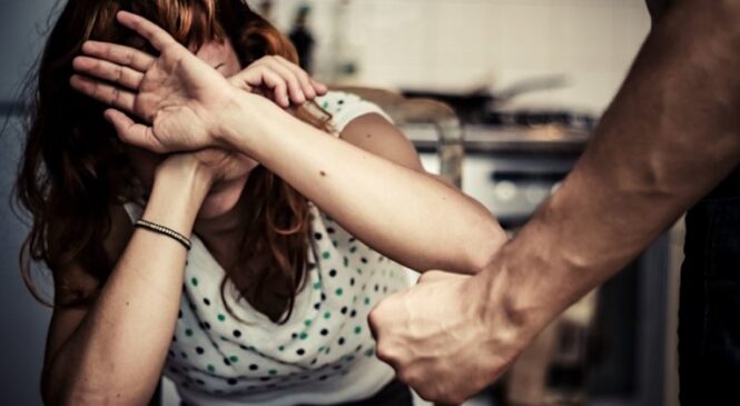 На Буковині судитимуть чоловіка, який через ревнощі побив власну дружину