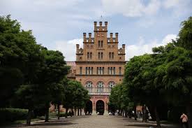 “Нульовий курс” підготовки до НМТ: навіщо впровадили та як зареєструватися у Чернівецькому університеті