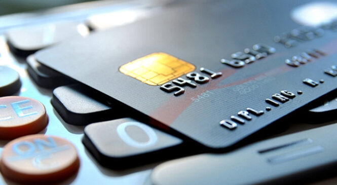 Власноруч перевела 80 тис. грн: буковинку обманули псевдобанкіри